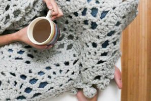 We Are Knitters Giveaway – Sphinx Blanket Crochet Kit