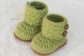 Cashmere Avocado Baby Booties Crochet Pattern