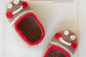Gingerbread Man Baby Booties – Free Crochet Pattern