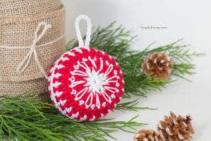 Candy Cane Christmas Bauble Crochet Pattern