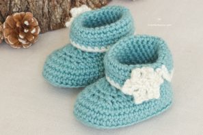 Winter Wonderland Baby Booties – Crochet Pattern